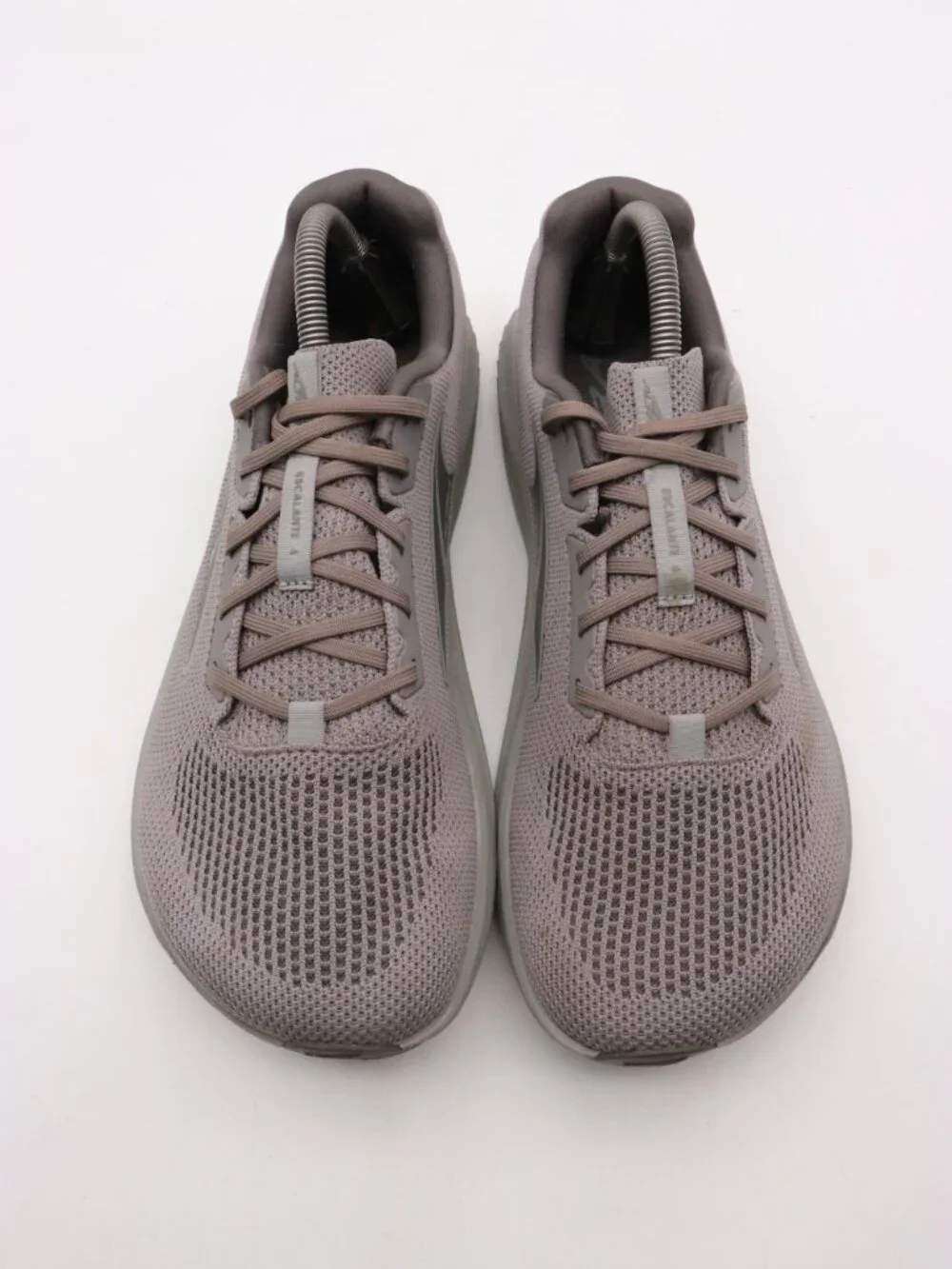 Altra Escalante 4 Men's Size 9 Gray Running Athletic Sneakers AL0A85NE220